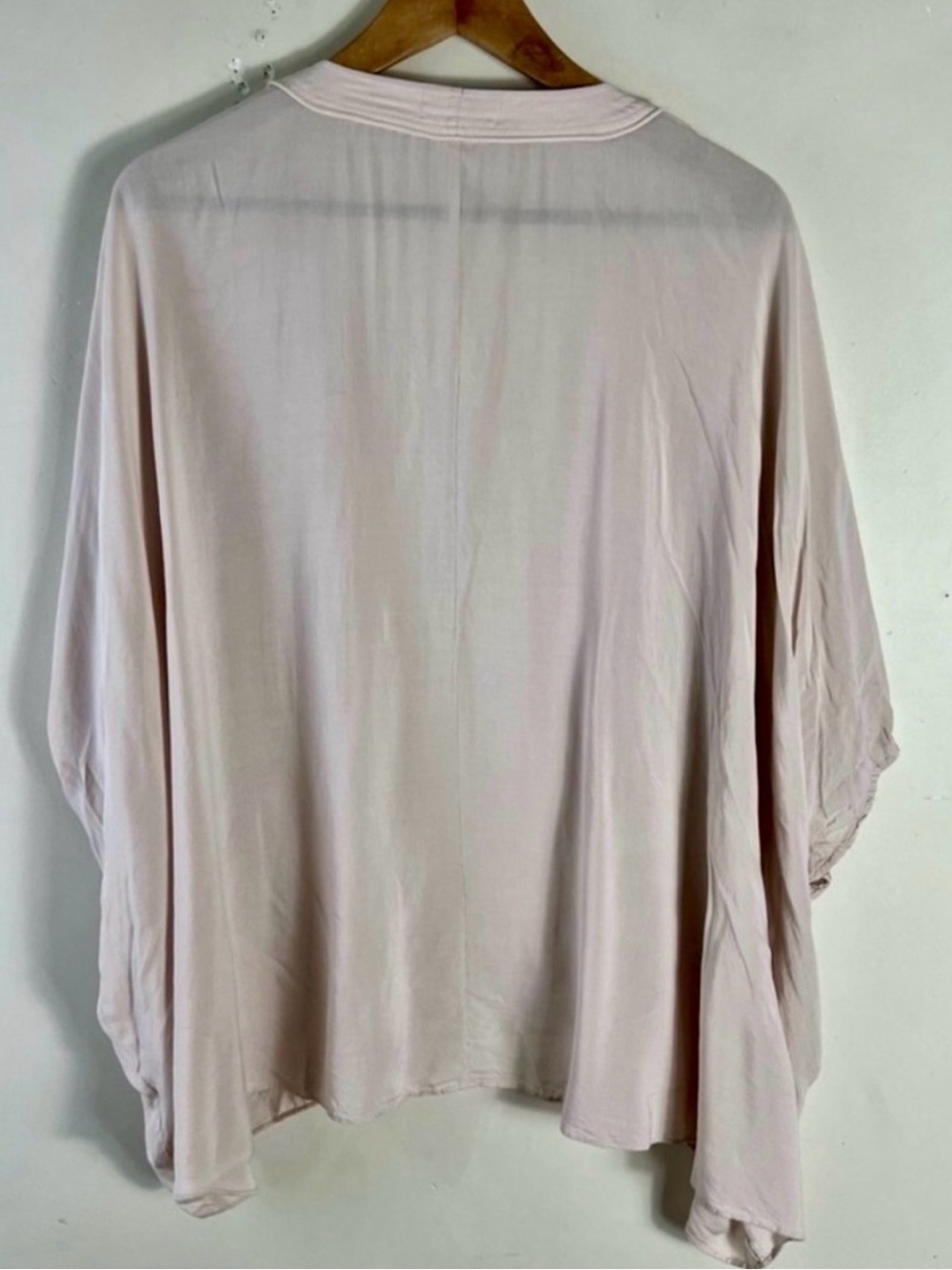 AZURE SKIES - ARITIZIA BLUSH KIMONO CARDIGAN - Picture 2 of 9